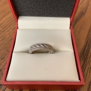 Judith Ripka Band Ring